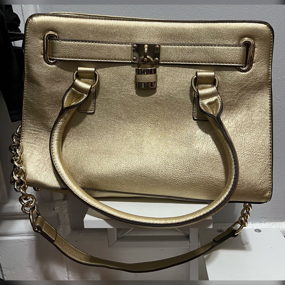 Charming Charlies Satchel/Shoulder Bag